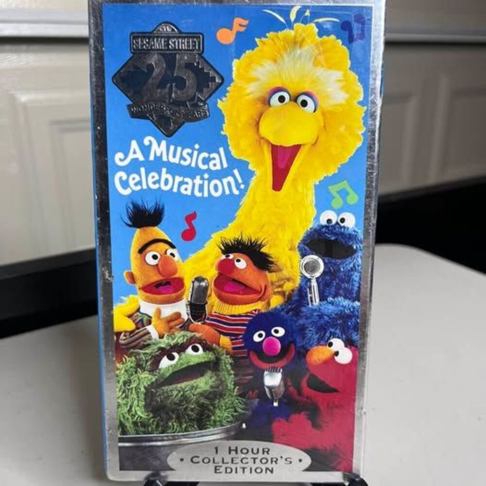 Sesame Street 25th Birthday: A Musical Celebration! VHS sealed